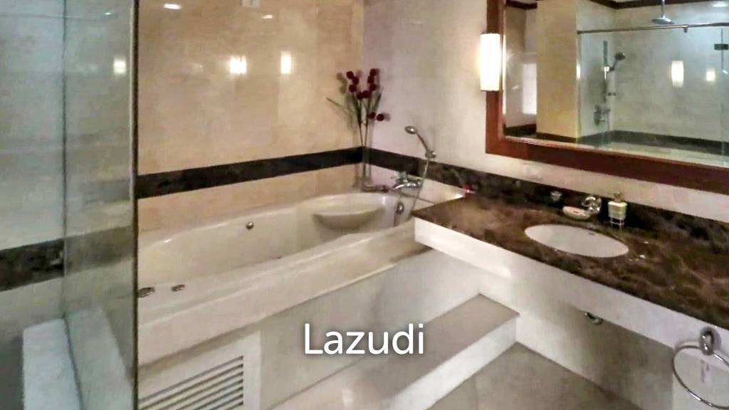3 Bed 4 Bath 368 SQ.M Grand Diamond Pratunam