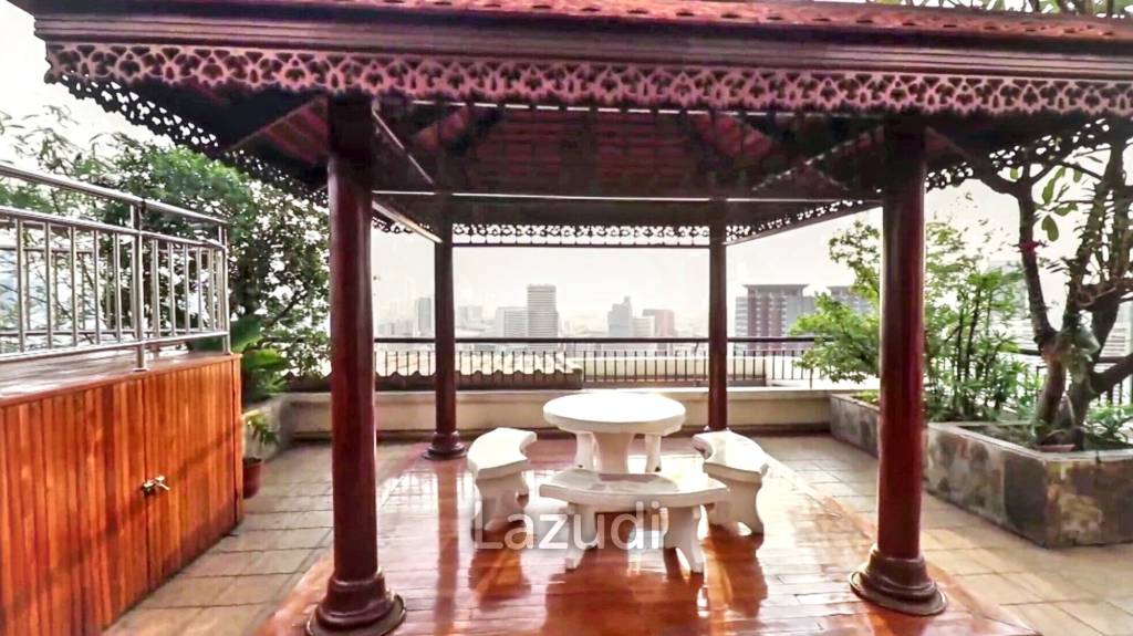 3 Bed 4 Bath 368 SQ.M Grand Diamond Pratunam
