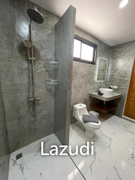 [Ready-To-Move-In] Stylish Living with Sea Views – 2BR Apartment at Emerald Bayview