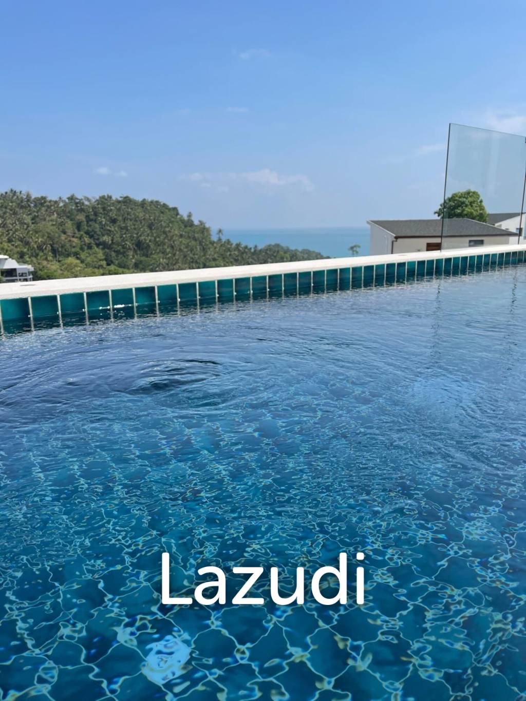 [Ready-To-Move-In] Stylish Living with Sea Views – 2BR Apartment at Emerald Bayview