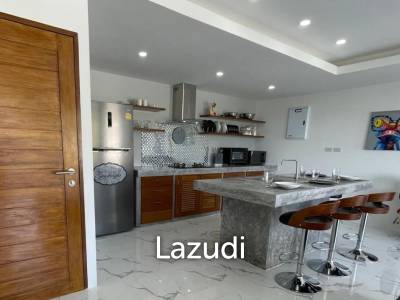 [Ready-To-Move-In] Stylish Living with Sea Views – 2BR Apartment at Emerald Bayview
