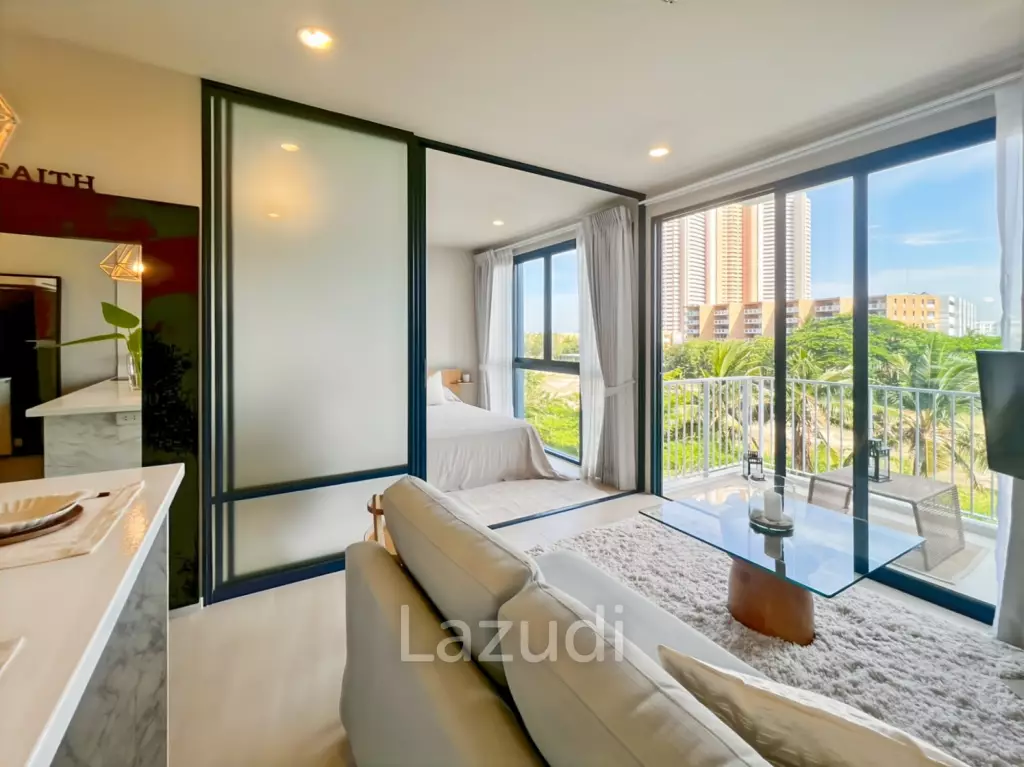 Modern 1-Bedroom Condo with Ocean View in Baan Thew Talay Blue Sapphire