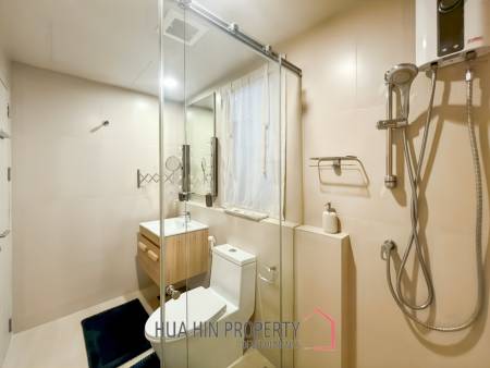 Modern 1-Bedroom Condo with Ocean View in Baan Thew Talay Blue Sapphire