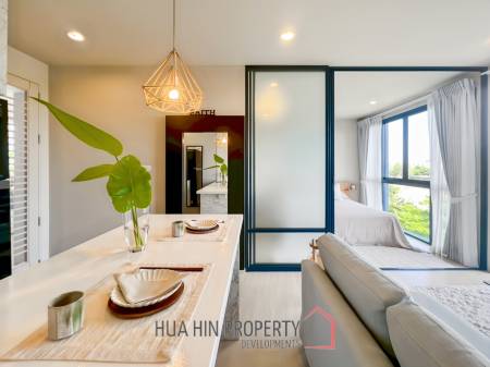 Modern 1-Bedroom Condo with Ocean View in Baan Thew Talay Blue Sapphire