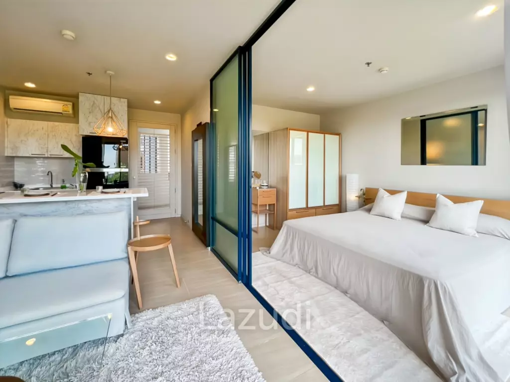Modern 1-Bedroom Condo with Ocean View in Baan Thew Talay Blue Sapphire