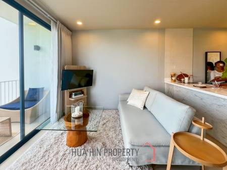 Modern 1-Bedroom Condo with Ocean View in Baan Thew Talay Blue Sapphire