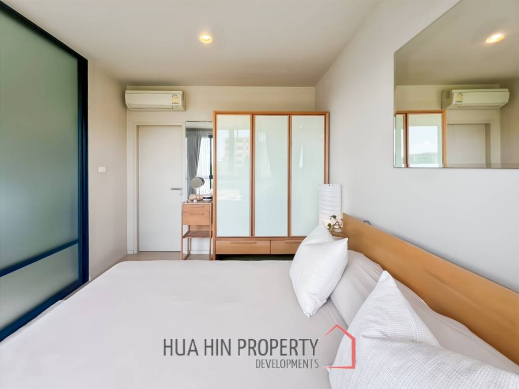 Modern 1-Bedroom Condo with Ocean View in Baan Thew Talay Blue Sapphire