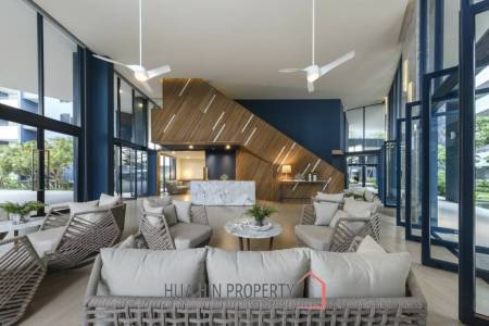Modern 1-Bedroom Condo with Ocean View in Baan Thew Talay Blue Sapphire