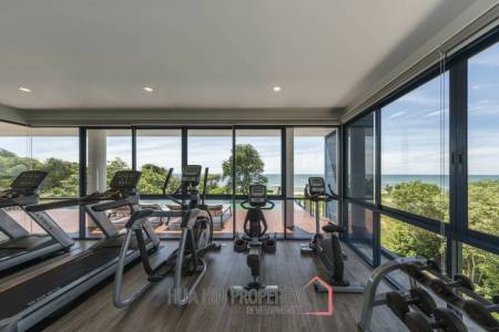 Modern 1-Bedroom Condo with Ocean View in Baan Thew Talay Blue Sapphire