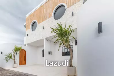 Beautiful Mediterranean 2 Bed Villa Tumbak Bayuh Pererenan