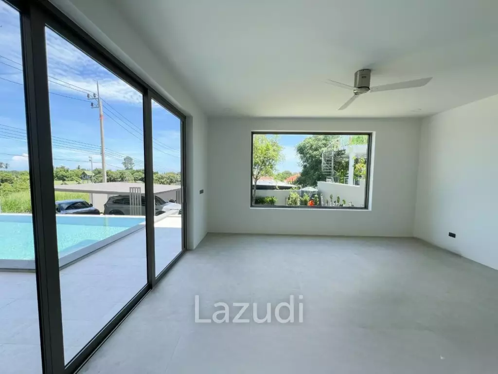 Modern Sea View Villa Just 300 Meters from Bang Por Beach