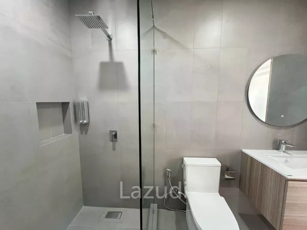 Modern Sea View Villa Just 300 Meters from Bang Por Beach