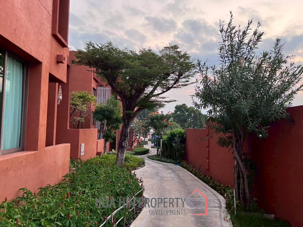 For Sale / Rent - 2 Bedroom Condo In Las Tortugas Hua Hin