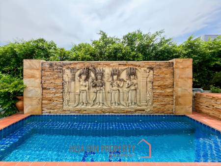 Exclusive 6-Bedroom Villa For Sale in Palm Hills Cha Am