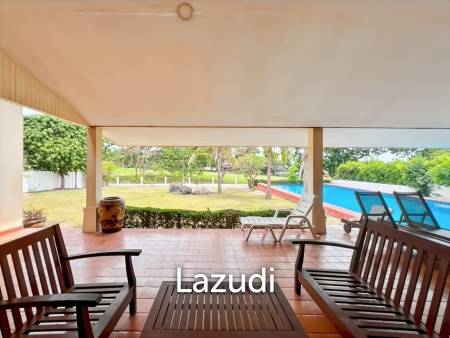 Exclusive 6-Bedroom Villa For Sale in Palm Hills Cha Am