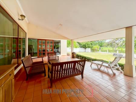 Exclusive 6-Bedroom Villa For Sale in Palm Hills Cha Am