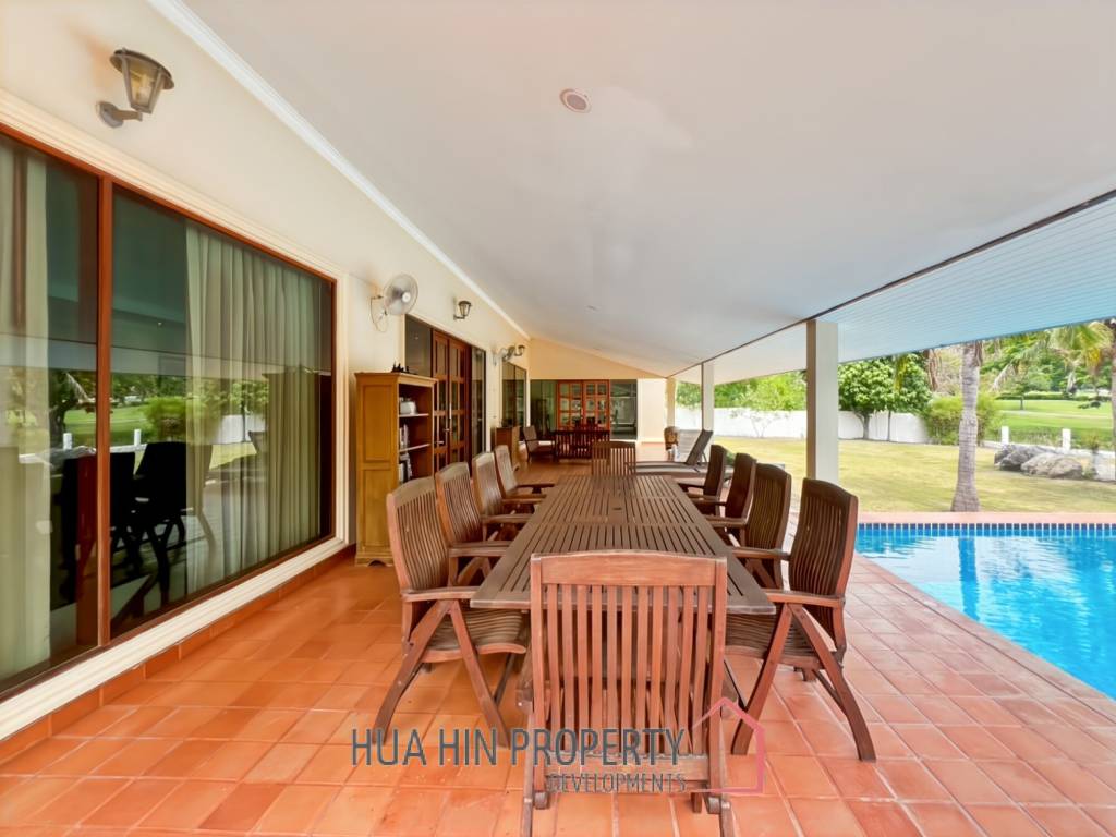 Exclusive 6-Bedroom Villa For Sale in Palm Hills Cha Am