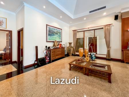 Exclusive 6-Bedroom Villa For Sale in Palm Hills Cha Am