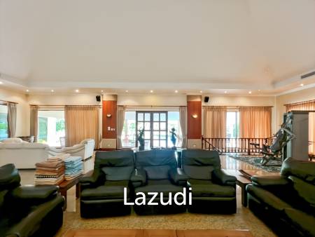 Exclusive 6-Bedroom Villa For Sale in Palm Hills Cha Am