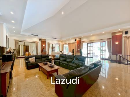 Exclusive 6-Bedroom Villa For Sale in Palm Hills Cha Am