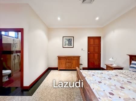 Exclusive 6-Bedroom Villa For Sale in Palm Hills Cha Am