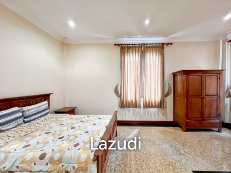 Exclusive 6-Bedroom Villa For Sale in Palm Hills Cha Am