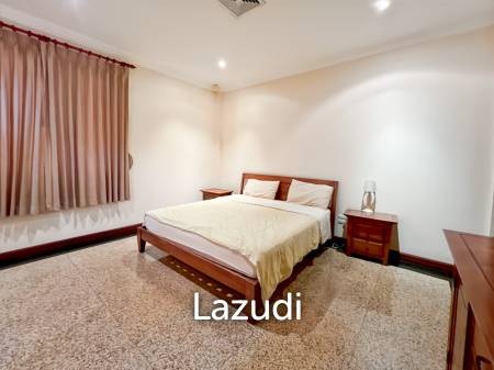 Exclusive 6-Bedroom Villa For Sale in Palm Hills Cha Am