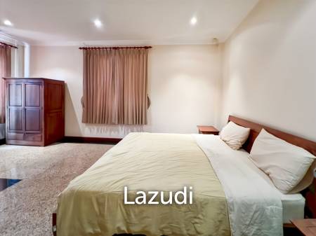 Exclusive 6-Bedroom Villa For Sale in Palm Hills Cha Am