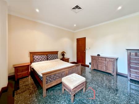 Exclusive 6-Bedroom Villa For Sale in Palm Hills Cha Am