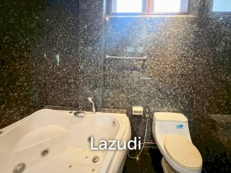 Exclusive 6-Bedroom Villa For Sale in Palm Hills Cha Am