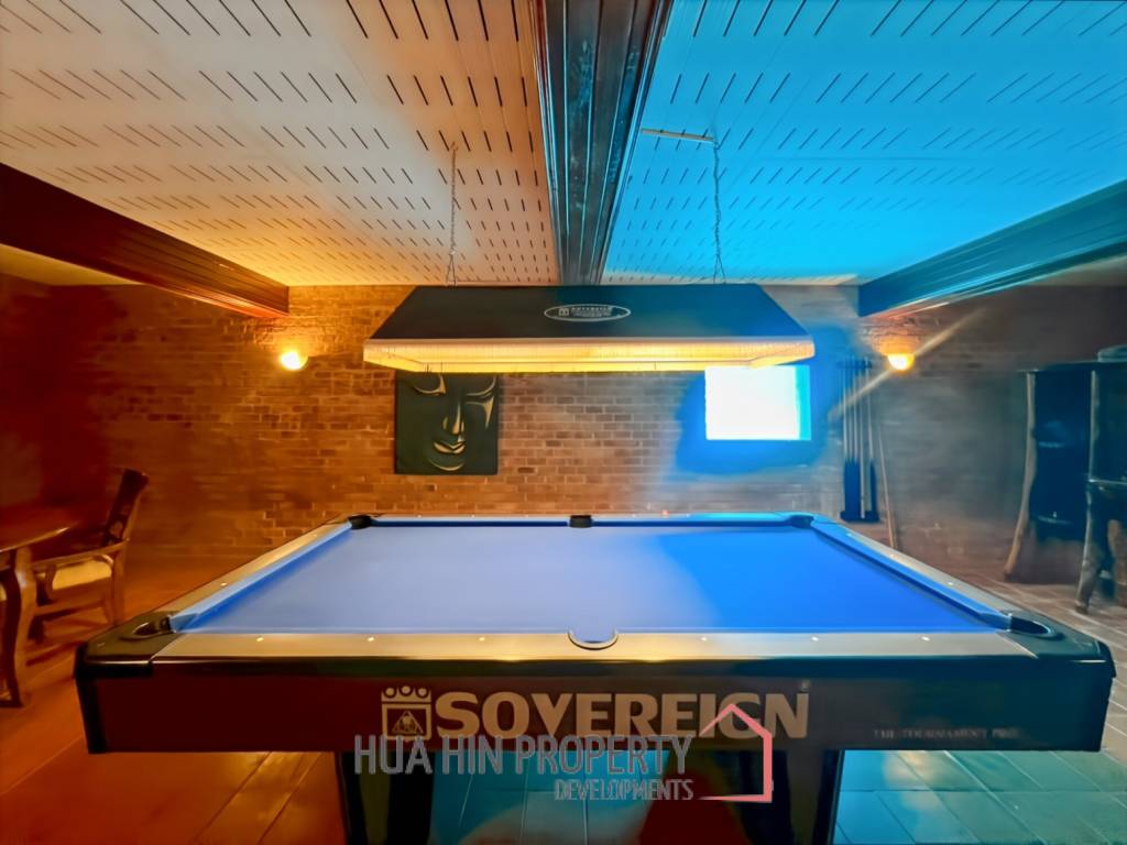 Exclusive 6-Bedroom Villa For Sale in Palm Hills Cha Am