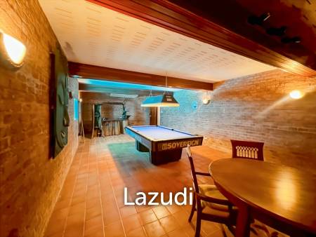 Exclusive 6-Bedroom Villa For Sale in Palm Hills Cha Am