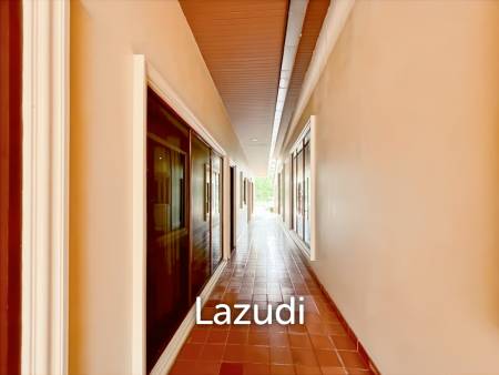 Exclusive 6-Bedroom Villa For Sale in Palm Hills Cha Am