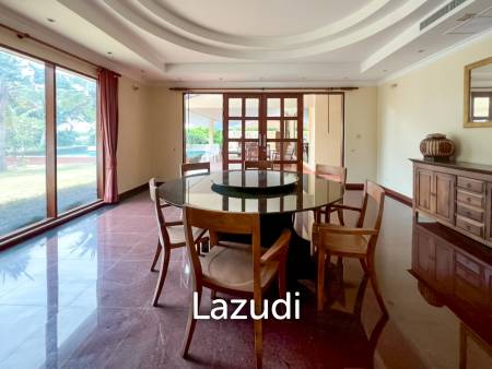 Exclusive 6-Bedroom Villa For Sale in Palm Hills Cha Am