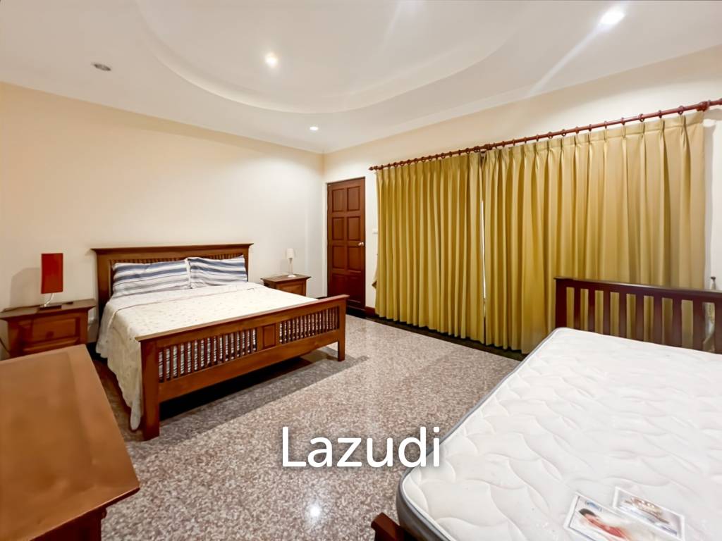 Exclusive 6-Bedroom Villa For Sale in Palm Hills Cha Am