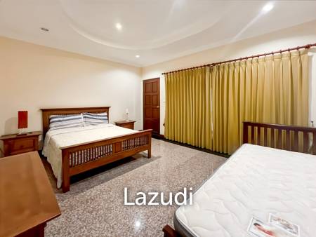 Exclusive 6-Bedroom Villa For Sale in Palm Hills Cha Am