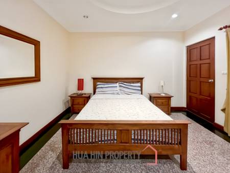 Exclusive 6-Bedroom Villa For Sale in Palm Hills Cha Am