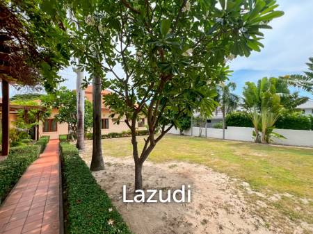 Exclusive 6-Bedroom Villa For Sale in Palm Hills Cha Am