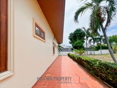 Exclusive 6-Bedroom Villa For Sale in Palm Hills Cha Am