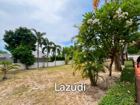 Exclusive 6-Bedroom Villa For Sale in Palm Hills Cha Am