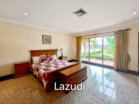 Exclusive 6-Bedroom Villa For Sale in Palm Hills Cha Am