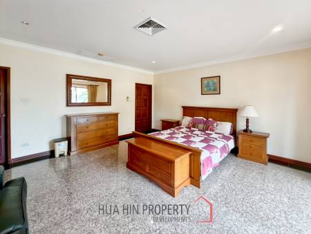 Exclusive 6-Bedroom Villa For Sale in Palm Hills Cha Am