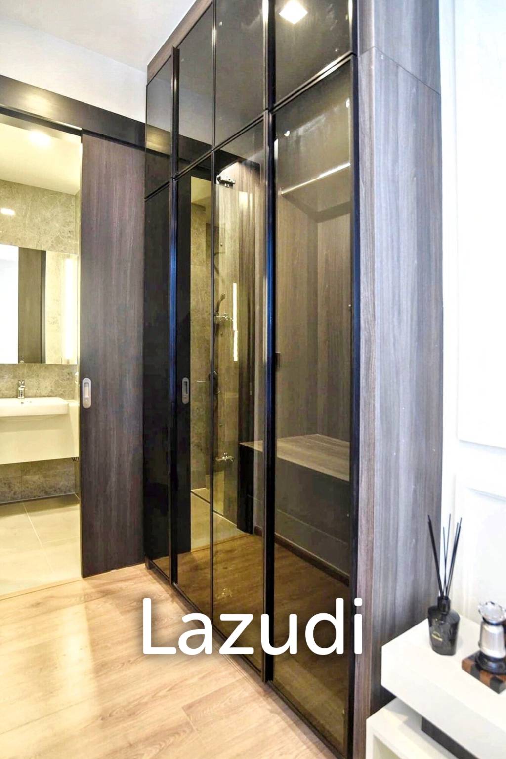 1 Bedroom 1 Bathroom 27 SQ.M Noble Around Ari