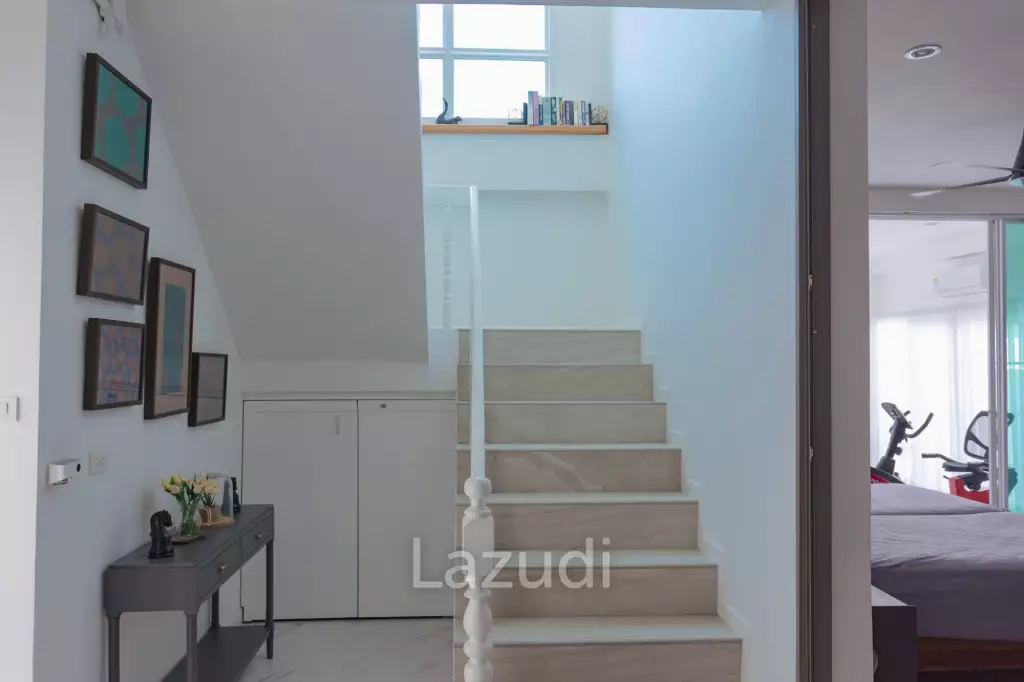 Luxury Pool Villa in Takiab Hua Hin for Sale