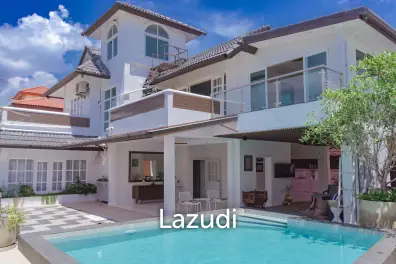 Luxury Pool Villa in Takiab Hua Hin for Sale
