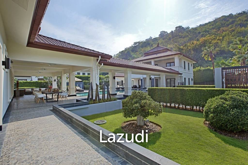 2,400 Sqm 6 Bed 8 Bath Villa For Sale