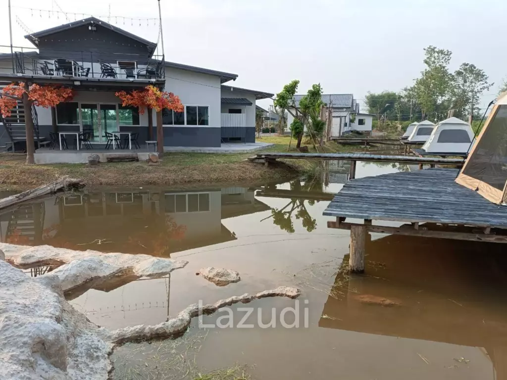 ขายร้านอาหารพร้อมรีสอร์ทจำนวน 6 หลัง บ้านดู่ เชียงราย