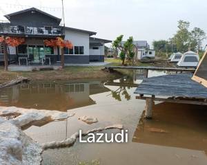 Restaurant and 6 Guest Houses Resort For Sale in Ban Du