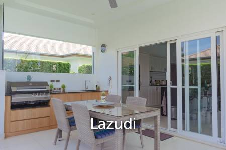 Modern 3 bed pool Villa in Mali Prestige