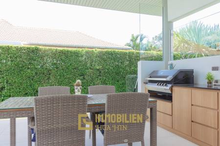 Modern 3 bed pool Villa in Mali Prestige